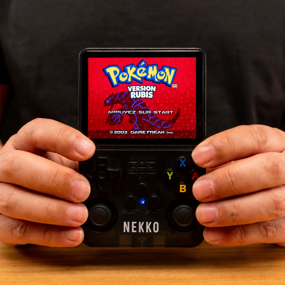 NEKKO ONE – La Console Rétro Portable